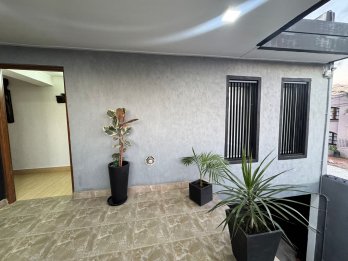 Carlos Darwin al 300. Moderna casa en venta zona thompson 0