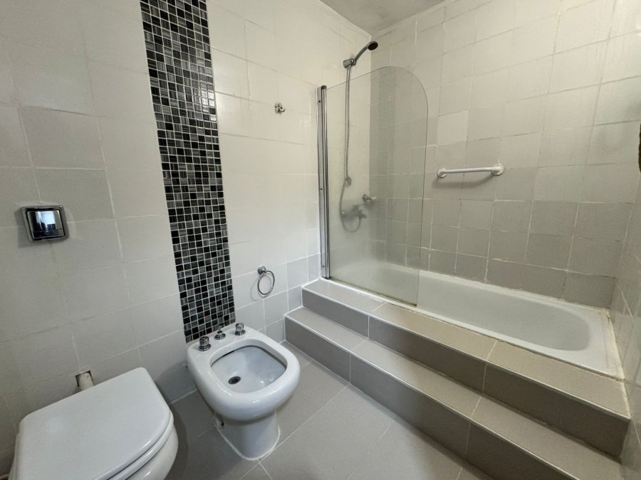 Carlos Darwin al 300. Moderna casa en venta zona thompson 0