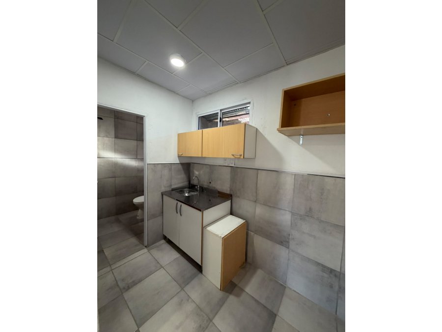 SE ALQUILA DEPARTAMENTO (TIPO MONOAMBIENTE)