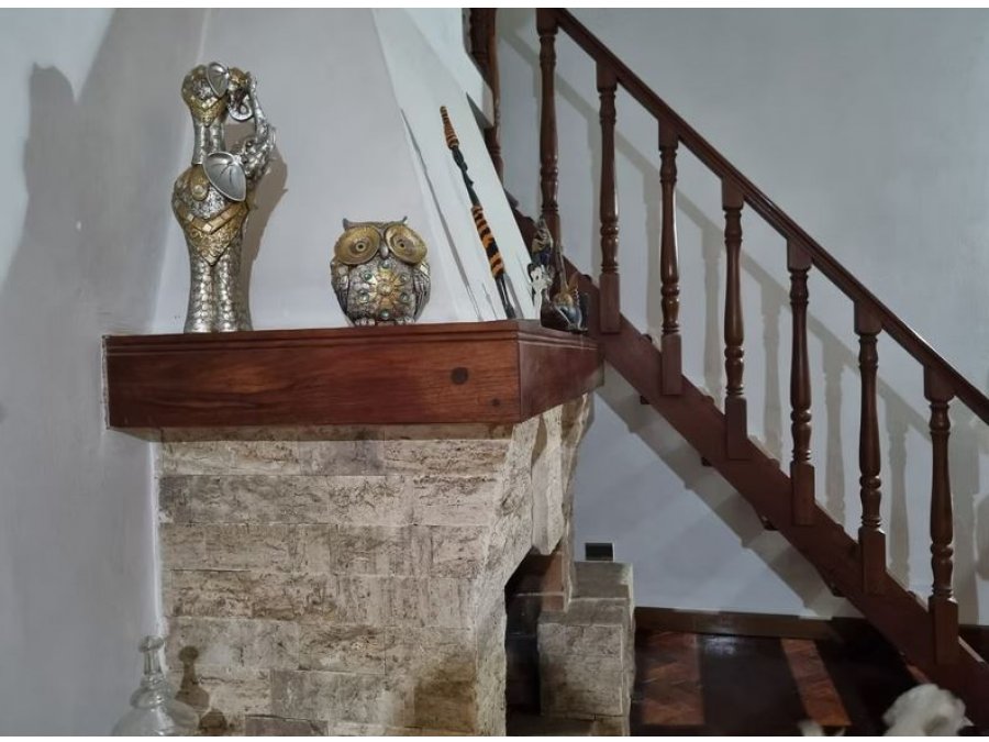 Gran casa.. excelente ubicación y orientación este