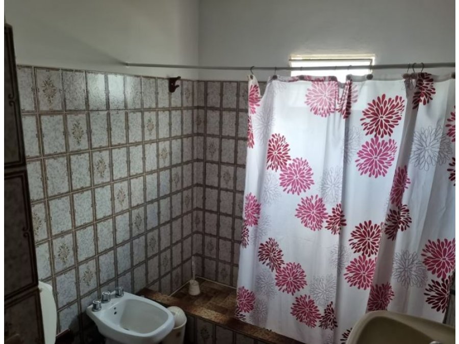 Gran casa.. excelente ubicación y orientación este