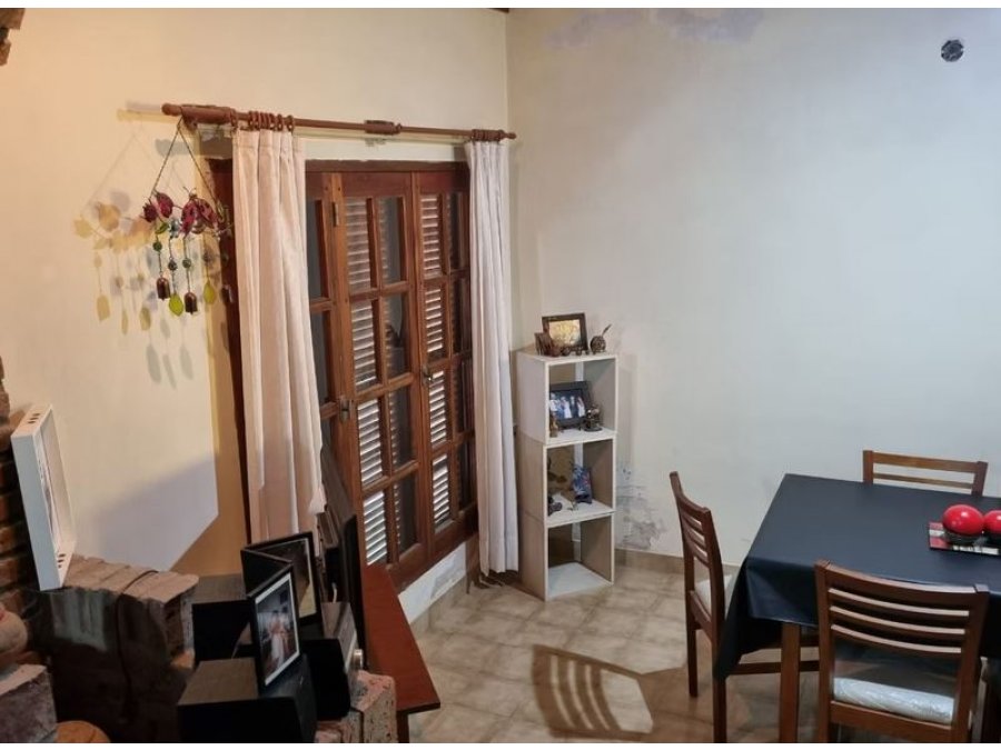 Gran casa.. excelente ubicación y orientación este