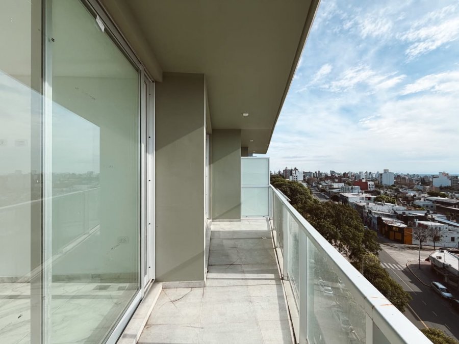VENTA SEMIPISO - EDIFICIO ALBORADA