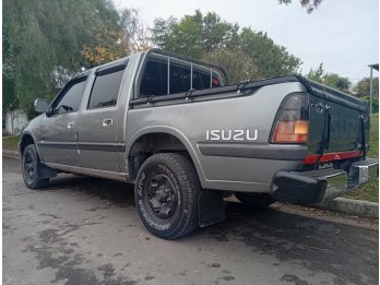 Vendo Izuzu 2003
