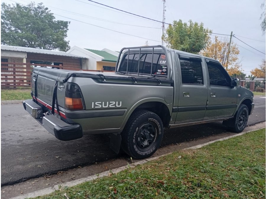 Vendo Izuzu 2003