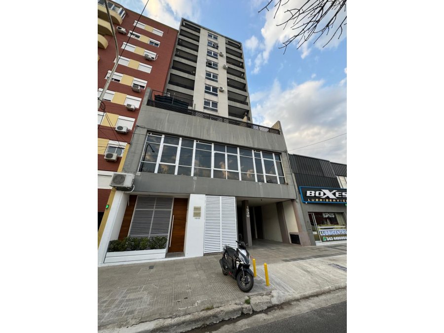 VENDO DEPARTAMENTO CON VISTA AL RIO