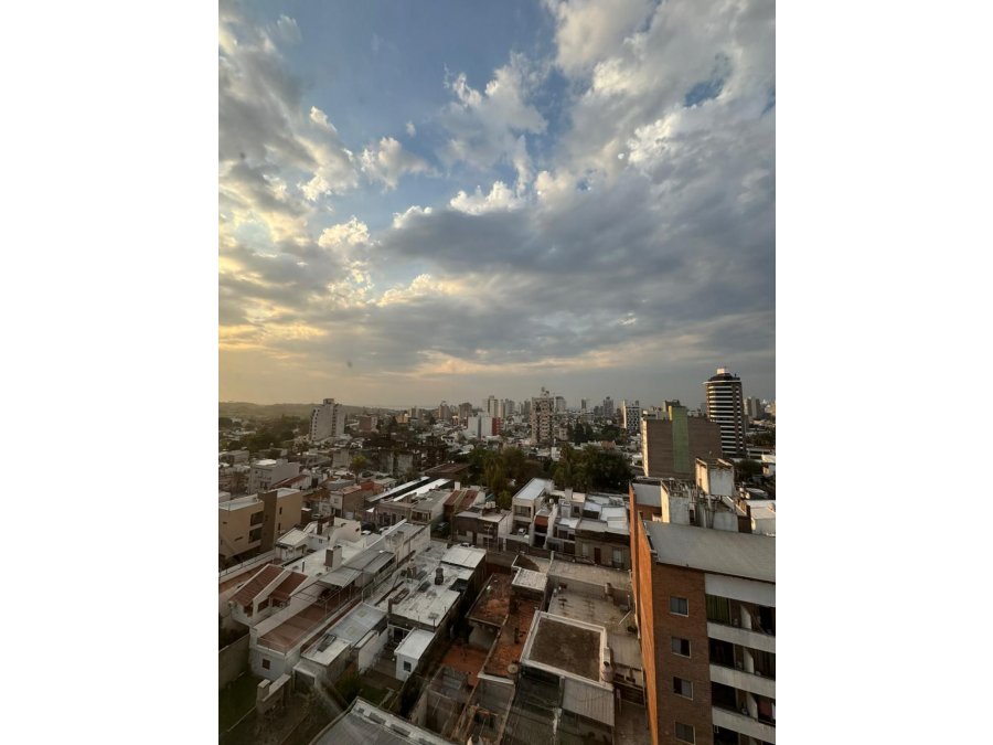 VENDO DEPARTAMENTO CON VISTA AL RIO