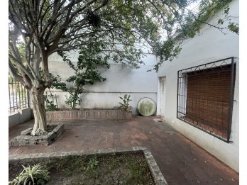 Venta | Apta crédito - Casa de 3 dormitorios + cochera