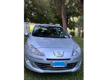 Dueño vende Peugeot 408 full allure+2.0nav año 2015