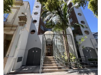 VENTA – Departamento 2 dormitorios con cochera | Zona Parque