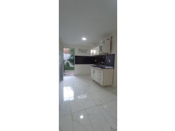 CASA MUY LINDA