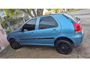 Palio hlx full full 10 puntos pantalla llantas etc.