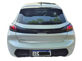 VENDO PEUGEOT 208 FELINE 2024