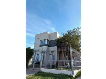 🏡 VENTA de DOS CASAS - RUBÉN DARÍO, PARANÁ 🌱