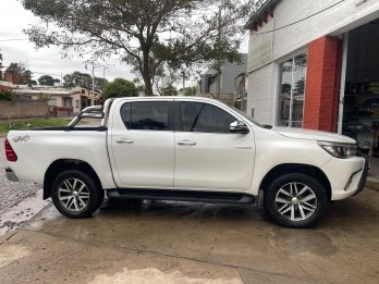 Hilux Srx 4*4 2016 250.000km. Vendo o permuto mayor-menor