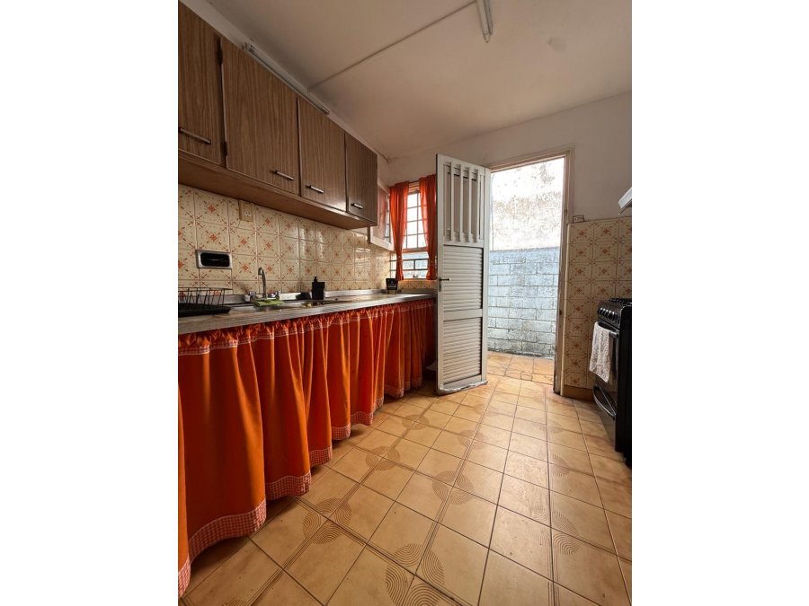 División de los Andes y Santos Domínguez - Casa en Venta