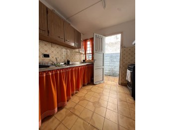 División de los Andes y Santos Domínguez - Casa en Venta