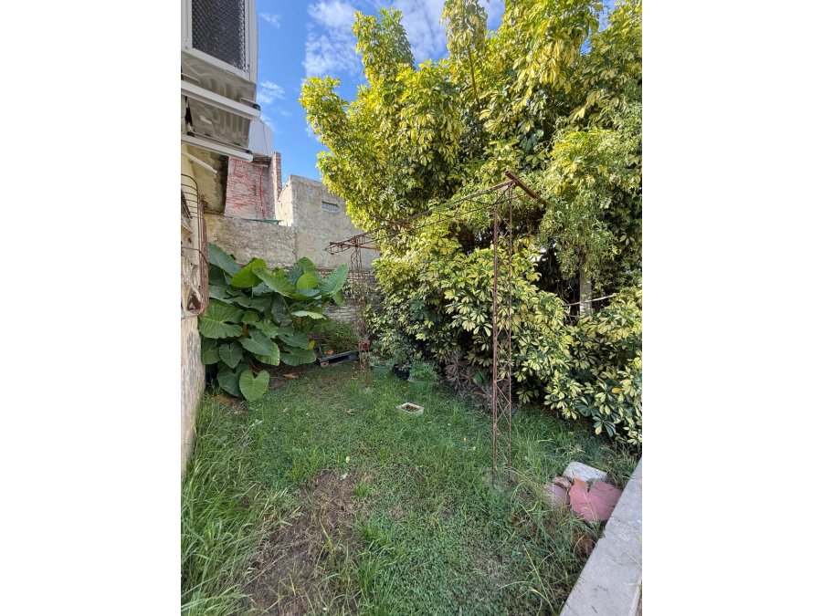 División de los Andes y Santos Domínguez - Casa en Venta