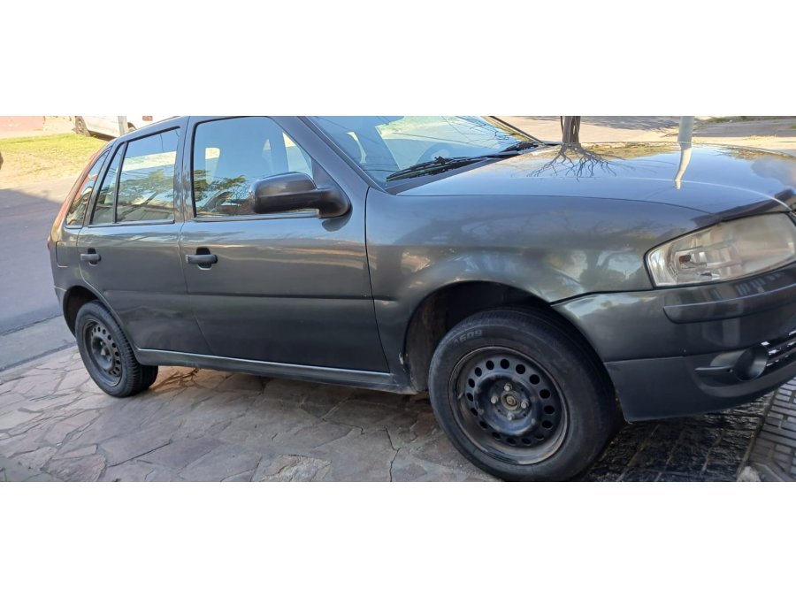 vendo auto por tema viaje, rebajado