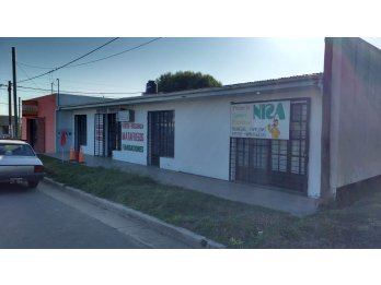 alquilo local en colonia avellaneda