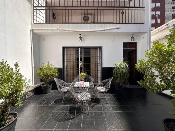✅VENDO CASA 4 DOR. 4 BAÑOS, PILETA. ZONA CENTRO. U$D 250.000