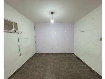 VENTA - CASA DE 2 DORMITORIOS - ZONA PARANA 20
