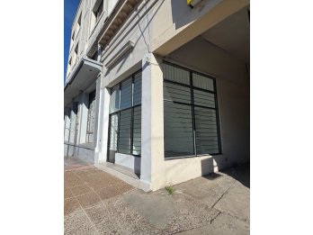 ALQUILER LOCAL GUALEGUAYCHU 228