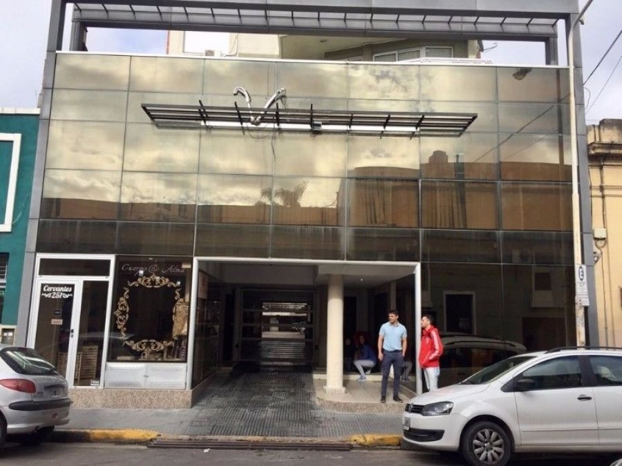 DUEÑO ALQUILA HERMOSO DEPARTAMENTO CENTRICO EN PARANÁ