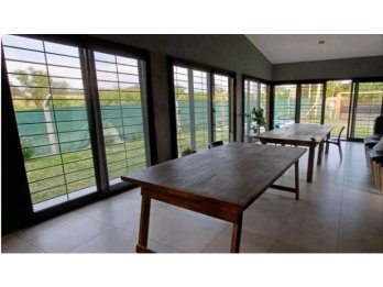 Vendo casaquinta Colonia Avellaneda