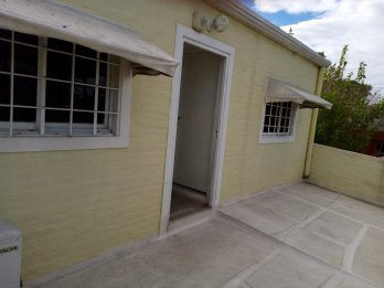 OPORTUNIDAD VENDO CASA CON DPTO ZONA UNICA