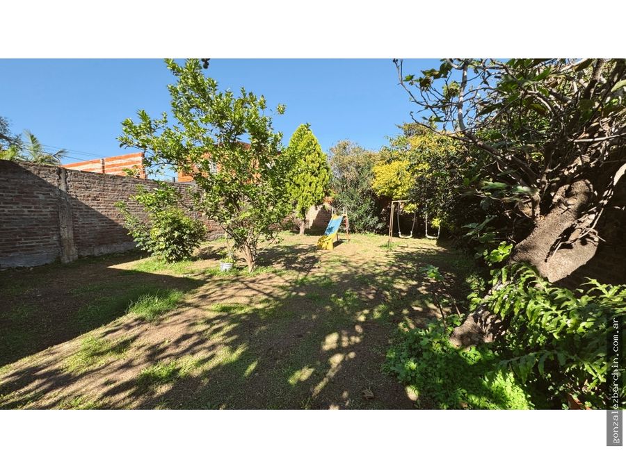 Venta Casa Gran Terreno Apta Credito a metros de AV Ramirez