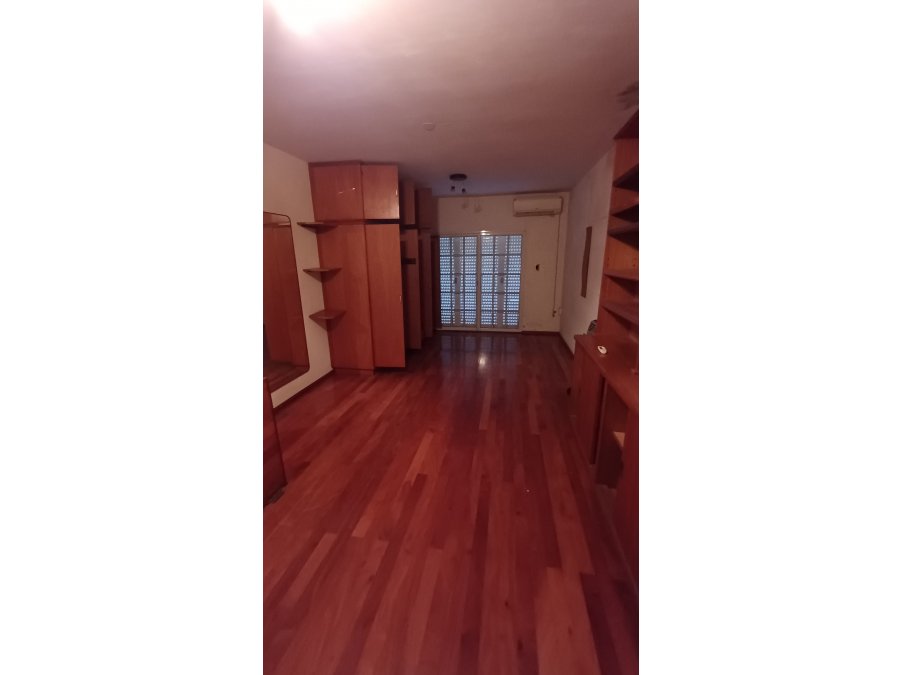 Alquila Dpto Interno calle Ferre