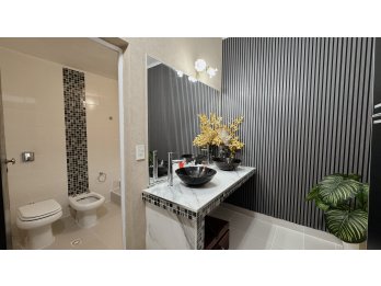 Venta moderna casa de 3 dormitorios con cochera y pileta
