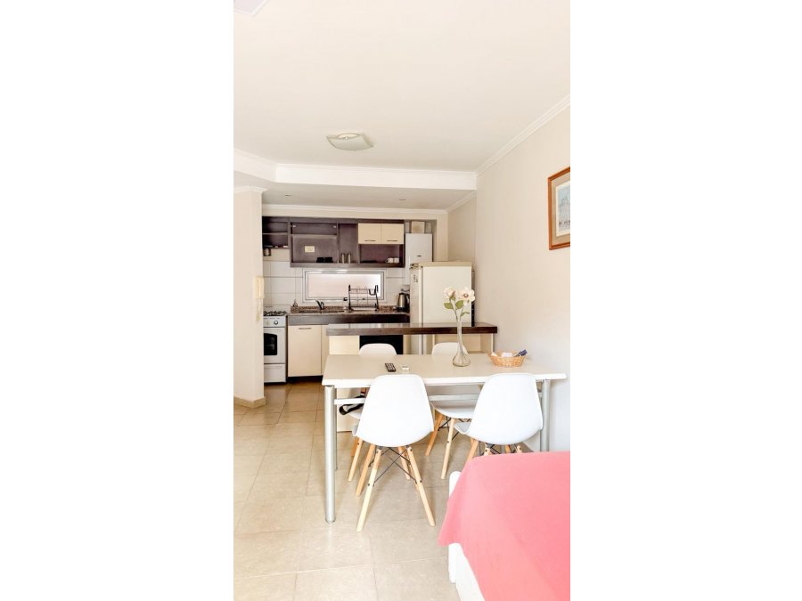 ALQUILO DEPTO AMUEBLADO DE 1 DORM, EN EL PARQUE
