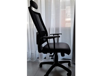 Silla de escritorio u oficina, giratoria regulable