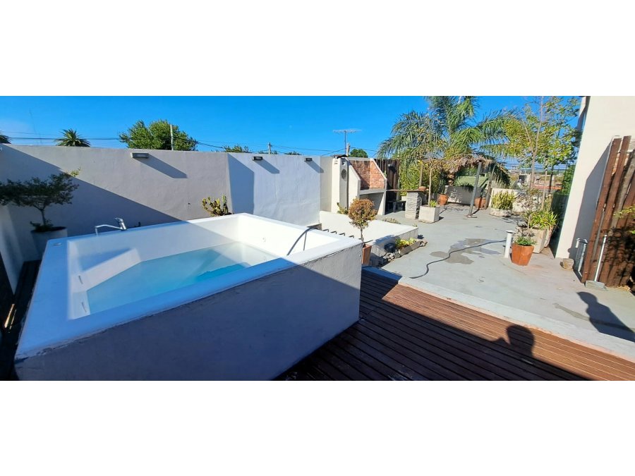 Venta casa 4 dormirtorios zona almafuerte c/cochera Apta cre