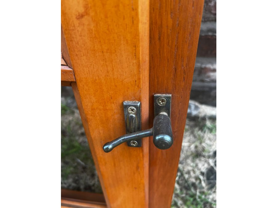 Vendo ventana de madera