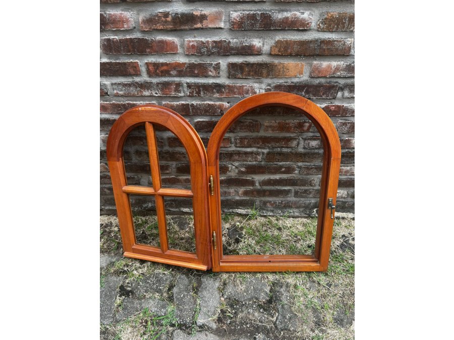 Vendo ventana de madera