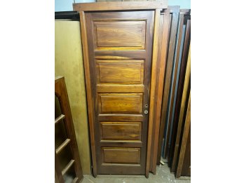 Puerta de madera