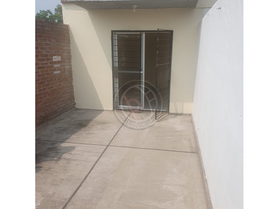 ALQUILER. Depto. 1 dorm. PB Patio! San Luis al 700