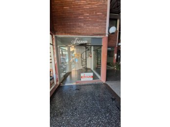 ALQUILO LOCAL COMERCIAL EN PLENO CENTRO