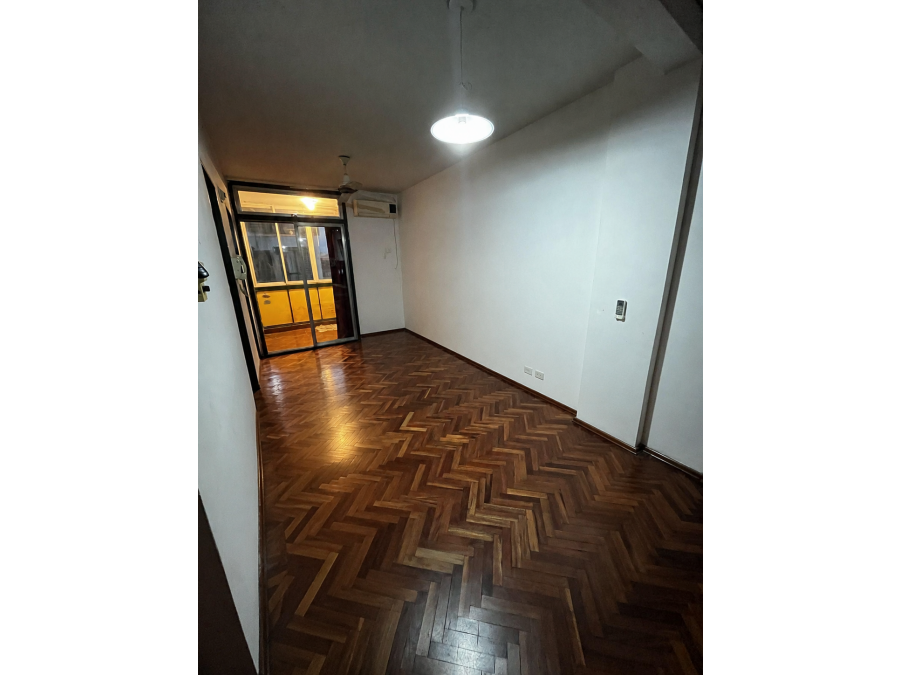 Alquilo Monoambiente centrico semiamoblado