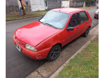 Titular vende Ford Fiesta 98