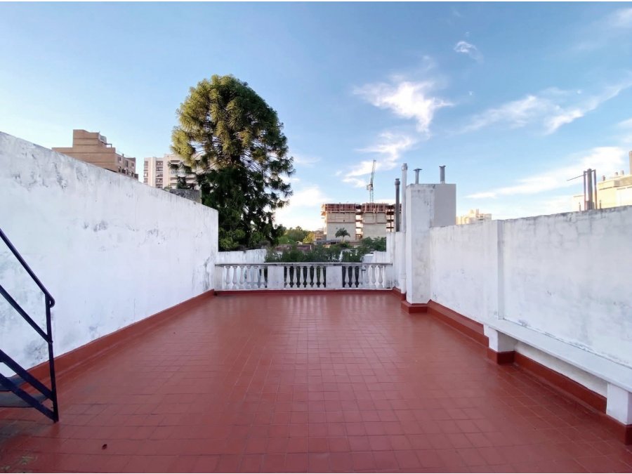 IMPORTANTE PROPIEDAD EN ALQUILER - PLENO CENTRO DE PARANA