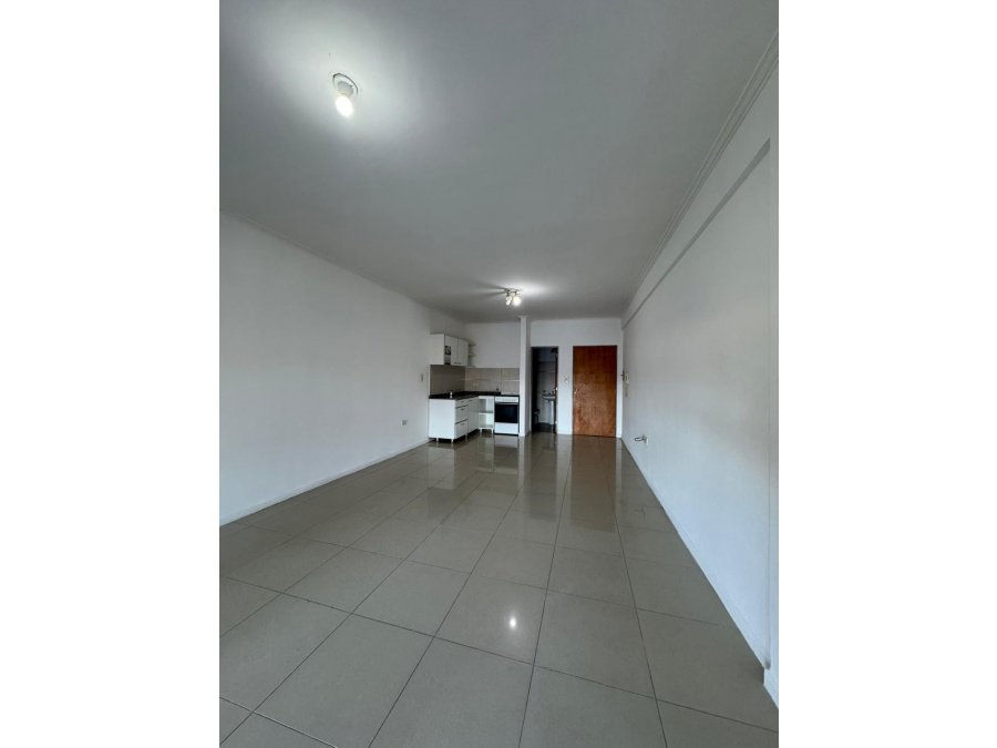 Alquiler departamento de 1 ambiente – Zona Santa Cruz y Urug