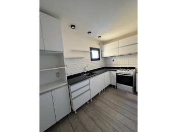 ALQUILER – Depto 3 dormitorios con cochera | Zona Casa de Go