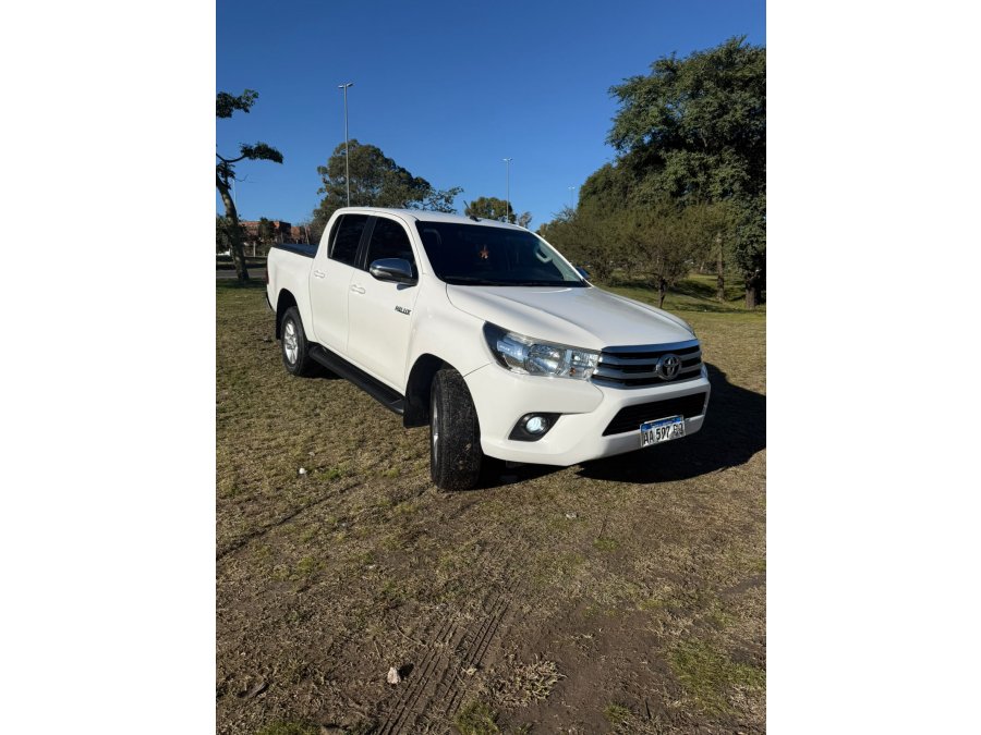 Vendo Hilux