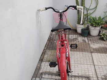 VENDÓ BICICLETA RODADO 20 PERFECTO ESTADO. ESCUCHO OFERTAS
