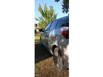 Vendo Yaris hermoso!!!