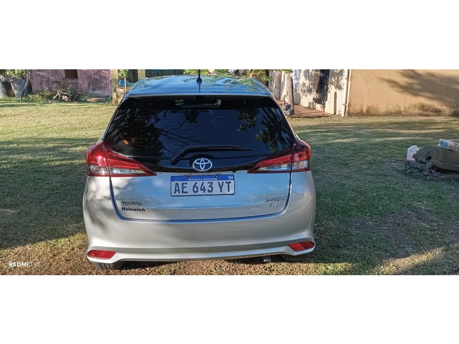 Vendo Yaris hermoso!!!